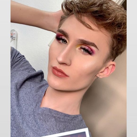 Meet your Posher, William - Picture 1 of 1